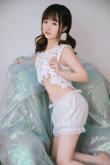 帮mm解脱睡衣小游戏